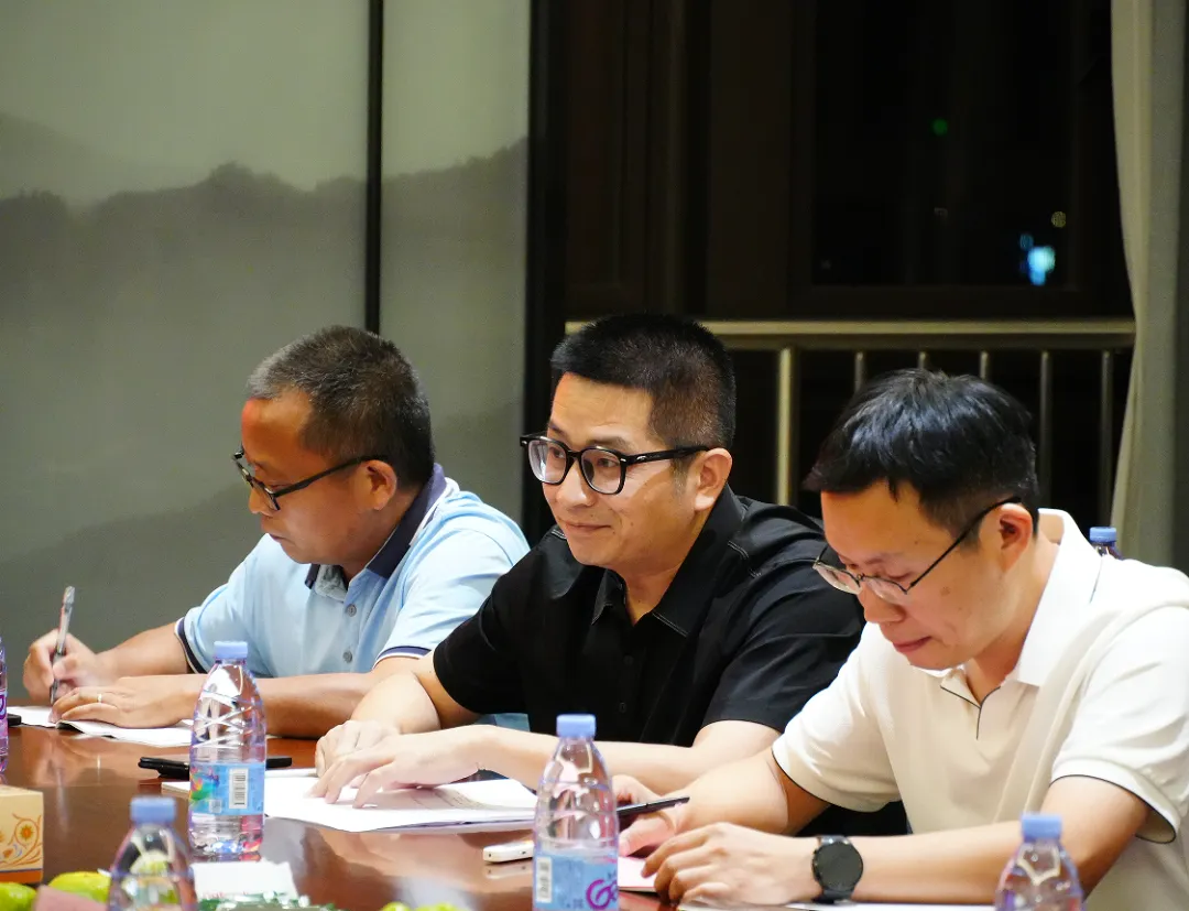凝心聚力备中考 笃行实干向未来|惠安亮亮中学召开2027届初三备考工作座谈会-第5张图片-四季读书网 凝心聚力备中考 笃行实干向未来|惠安亮亮中学召开2027届初三备考工作座谈会-第5张图片-四季读书网