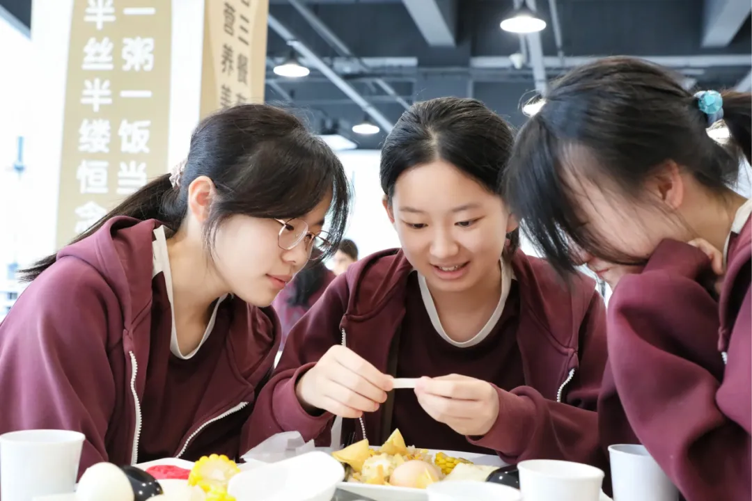 今日中考启幕!9.5万名考生奔赴梦想-第23张图片-四季读书网 今日中考启幕!9.5万名考生奔赴梦想-第23张图片-四季读书网