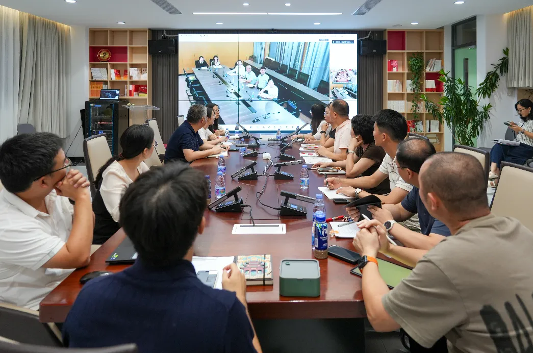 深耕初三备考 共研提质策略 ——山海学校与湖南师范大学附属中学(初中部)开展线上联合教研活动-第9张图片-四季读书网