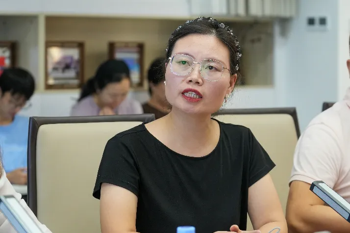 深耕初三备考 共研提质策略 ——山海学校与湖南师范大学附属中学(初中部)开展线上联合教研活动-第18张图片-四季读书网