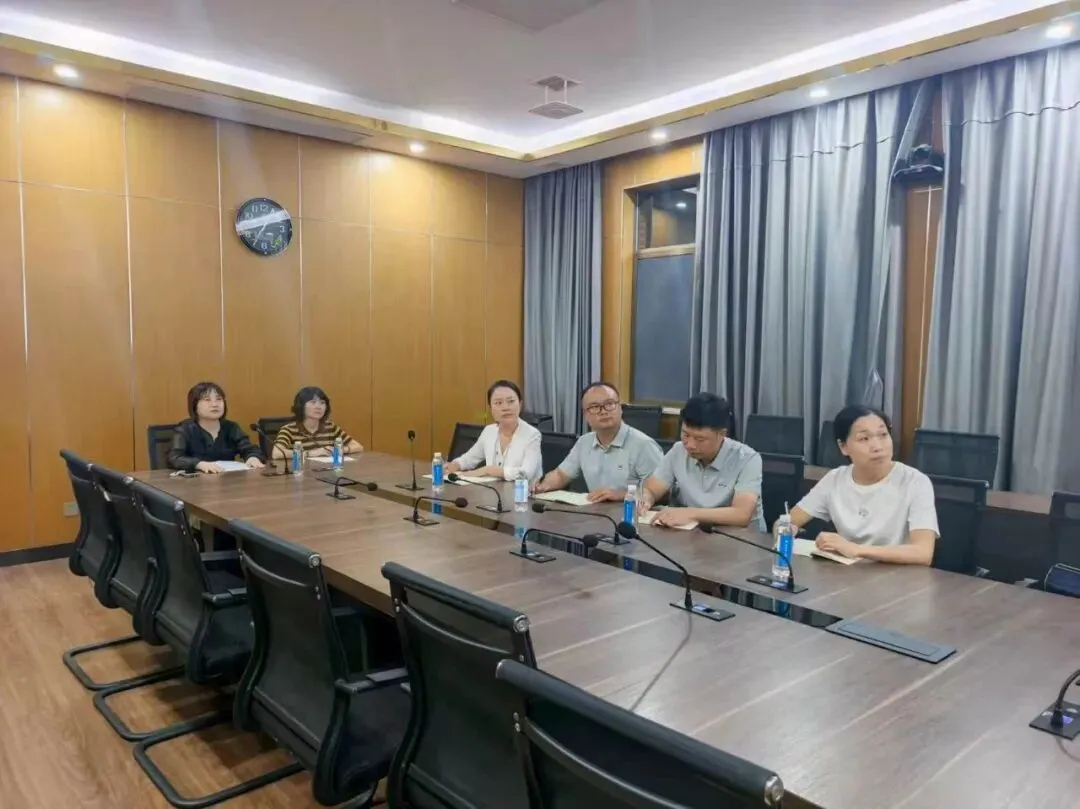 深耕初三备考 共研提质策略 ——山海学校与湖南师范大学附属中学(初中部)开展线上联合教研活动-第21张图片-四季读书网