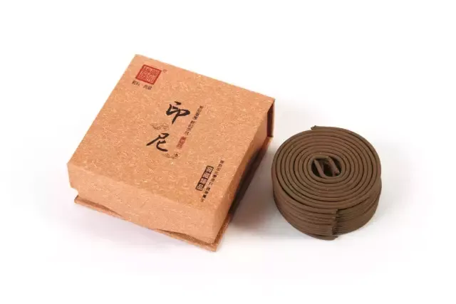 初一十五抢着烧头香,日子却越过越慌?老修行一句话戳破:你烧的是香,缺的是心-第5张图片-四季读书网 初一十五抢着烧头香,日子却越过越慌?老修行一句话戳破:你烧的是香,缺的是心-第5张图片-四季读书网