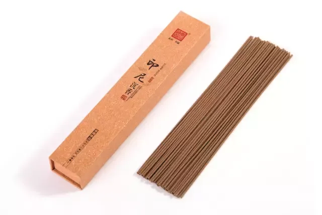初一十五抢着烧头香,日子却越过越慌?老修行一句话戳破:你烧的是香,缺的是心-第6张图片-四季读书网 初一十五抢着烧头香,日子却越过越慌?老修行一句话戳破:你烧的是香,缺的是心-第6张图片-四季读书网