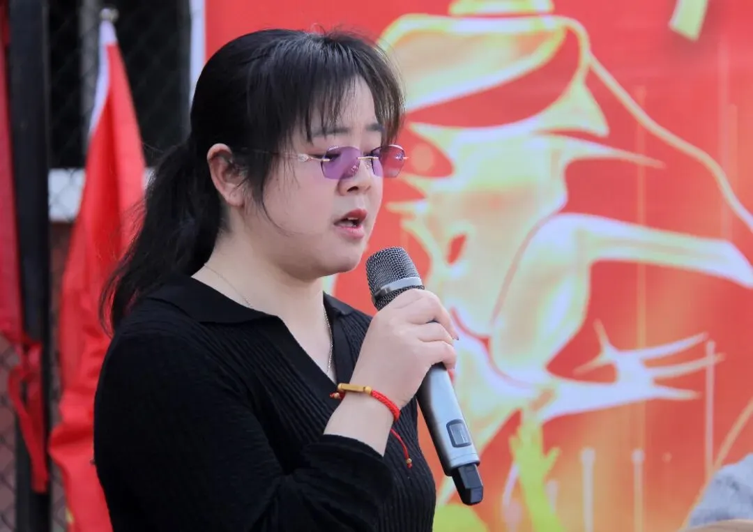 矢志中考酬壮志,扬鞭百日启新程——广州思源学校九年级中考百日誓师大会-第8张图片-四季读书网 矢志中考酬壮志,扬鞭百日启新程——广州思源学校九年级中考百日誓师大会-第8张图片-四季读书网