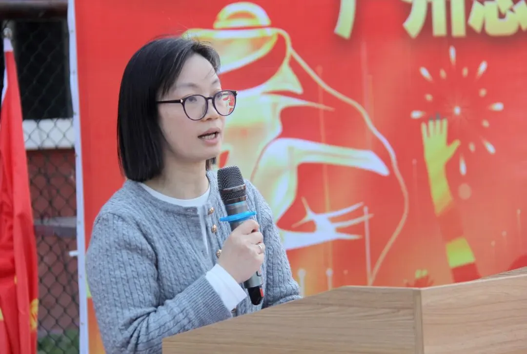 矢志中考酬壮志,扬鞭百日启新程——广州思源学校九年级中考百日誓师大会-第12张图片-四季读书网 矢志中考酬壮志,扬鞭百日启新程——广州思源学校九年级中考百日誓师大会-第12张图片-四季读书网