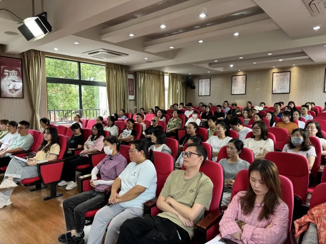 家校携手 聚力向中考 ——宣桥学校初三学生家长会-第14张图片-四季读书网 家校携手 聚力向中考 ——宣桥学校初三学生家长会-第14张图片-四季读书网