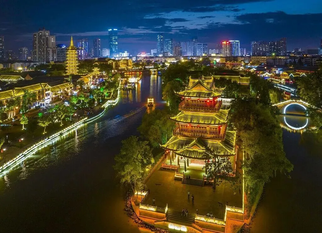2026中考语文卷:江苏省淮安市-第11张图片-四季读书网