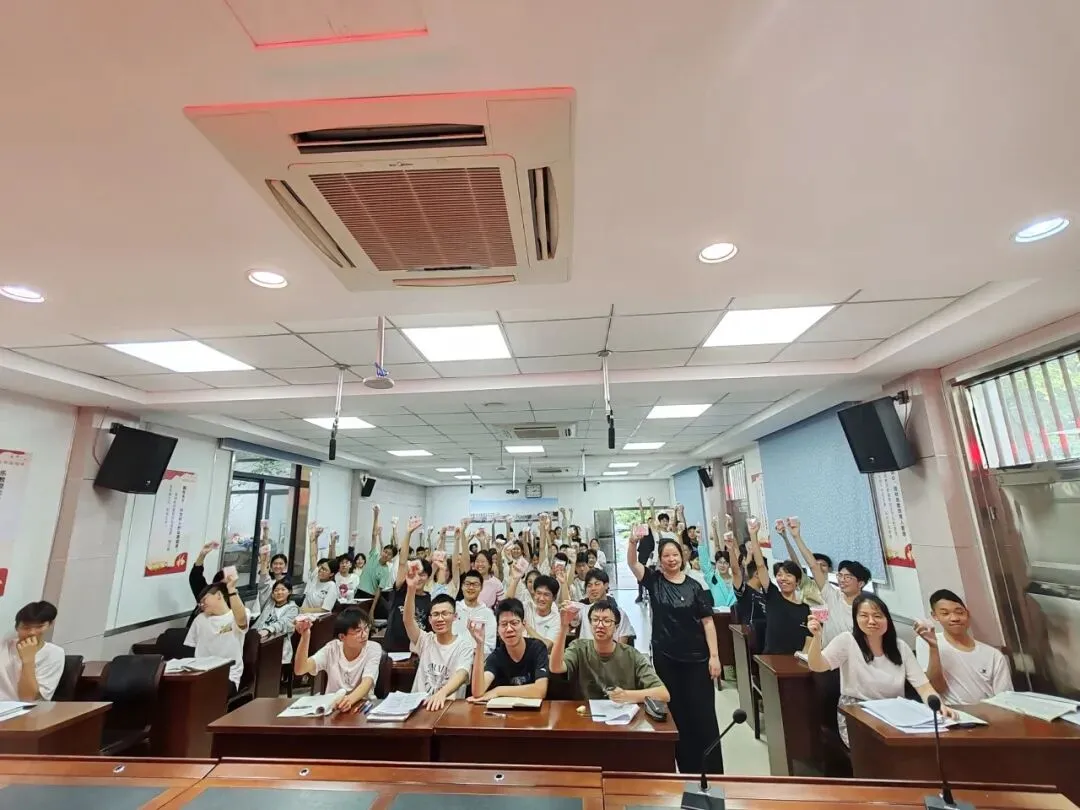 一大波神助攻!这些暖心活动为中考学子送上“必胜buff”-第27张图片-四季读书网 一大波神助攻!这些暖心活动为中考学子送上“必胜buff”-第27张图片-四季读书网