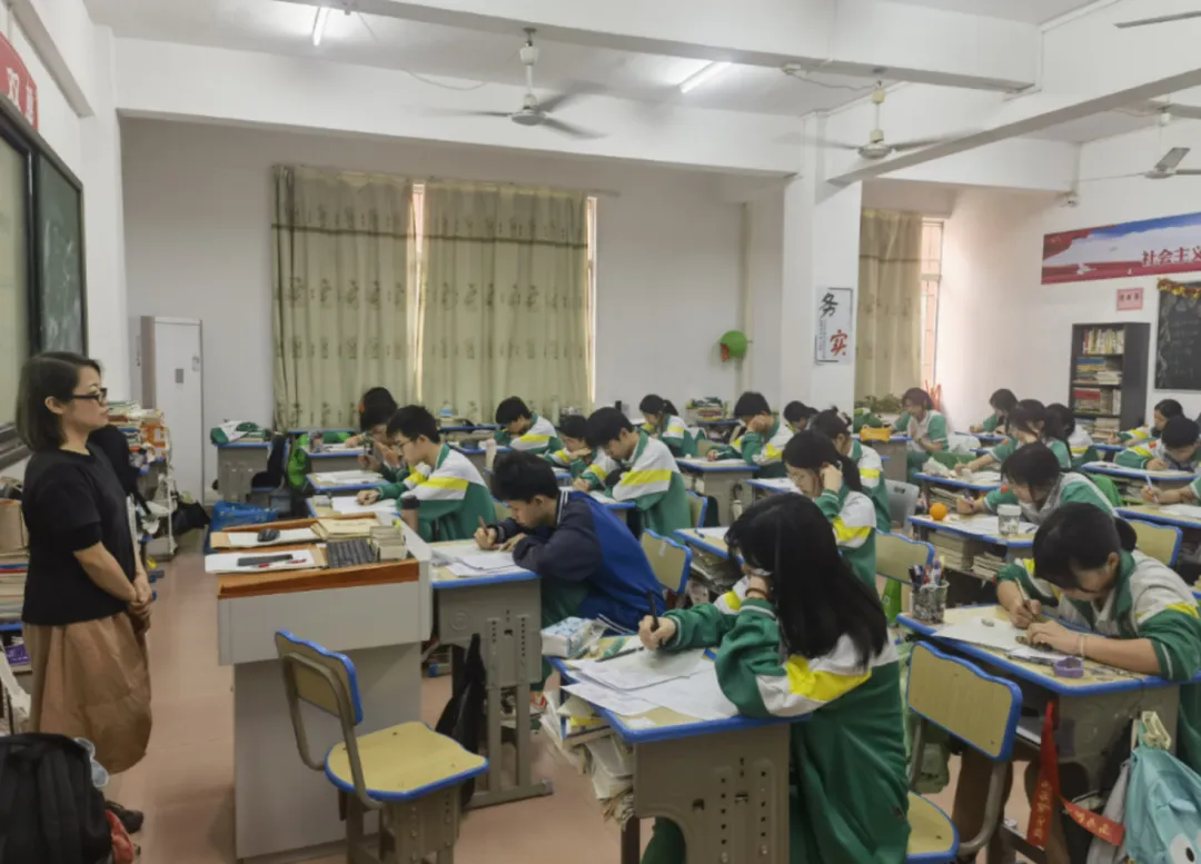 【思源·高考】乘风破浪 冲刺高考——我校高三年级举行2024年“广州一模”考试-第11张图片-四季读书网