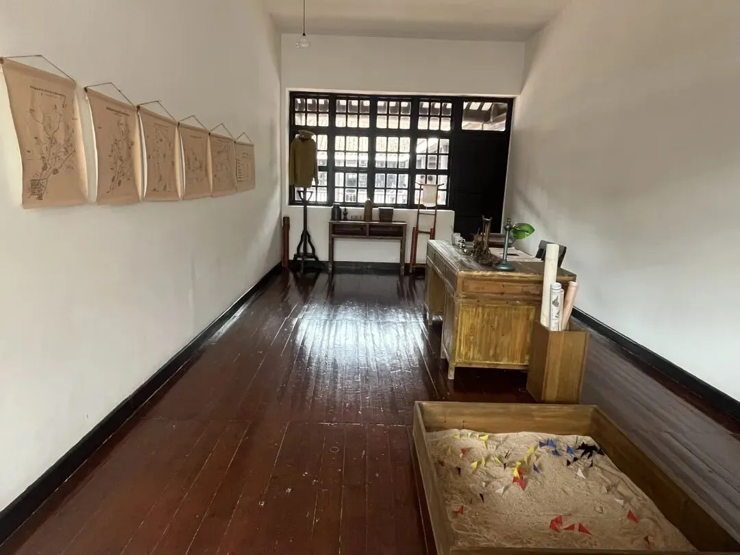 历史不能遗忘,但是中考改革历史准备不记入,英语作为一门外交语言却把分数从120分提到150分,实际在中国有多少人出到社会真正用到英语?-第8张图片-四季读书网 历史不能遗忘,但是中考改革历史准备不记入,英语作为一门外交语言却把分数从120分提到150分,实际在中国有多少人出到社会真正用到英语?-第8张图片-四季读书网