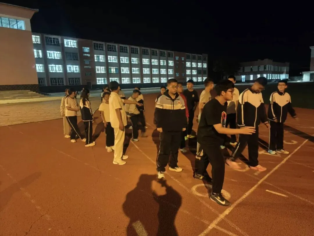 不止为应试,更为成长|我们的中考体育,重塑孩子的健康体质-第2张图片-四季读书网 不止为应试,更为成长|我们的中考体育,重塑孩子的健康体质-第2张图片-四季读书网