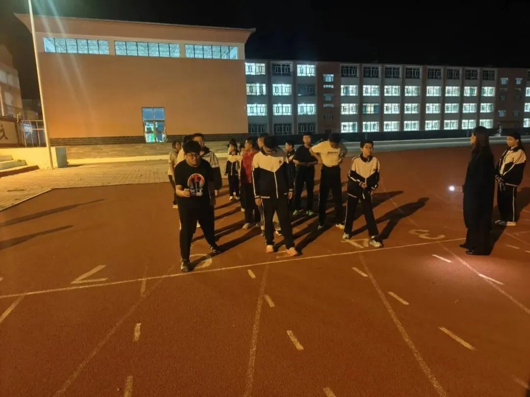 不止为应试,更为成长|我们的中考体育,重塑孩子的健康体质-第5张图片-四季读书网 不止为应试,更为成长|我们的中考体育,重塑孩子的健康体质-第5张图片-四季读书网