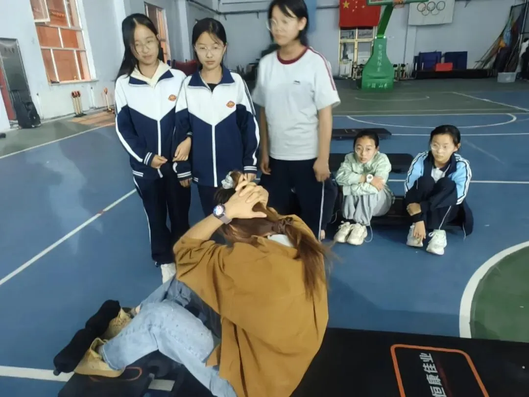 不止为应试,更为成长|我们的中考体育,重塑孩子的健康体质-第8张图片-四季读书网 不止为应试,更为成长|我们的中考体育,重塑孩子的健康体质-第8张图片-四季读书网