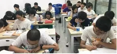高考 | 广东2027届春季高考高职班开课啦!!!-第8张图片-四季读书网 高考 | 广东2027届春季高考高职班开课啦!!!-第8张图片-四季读书网