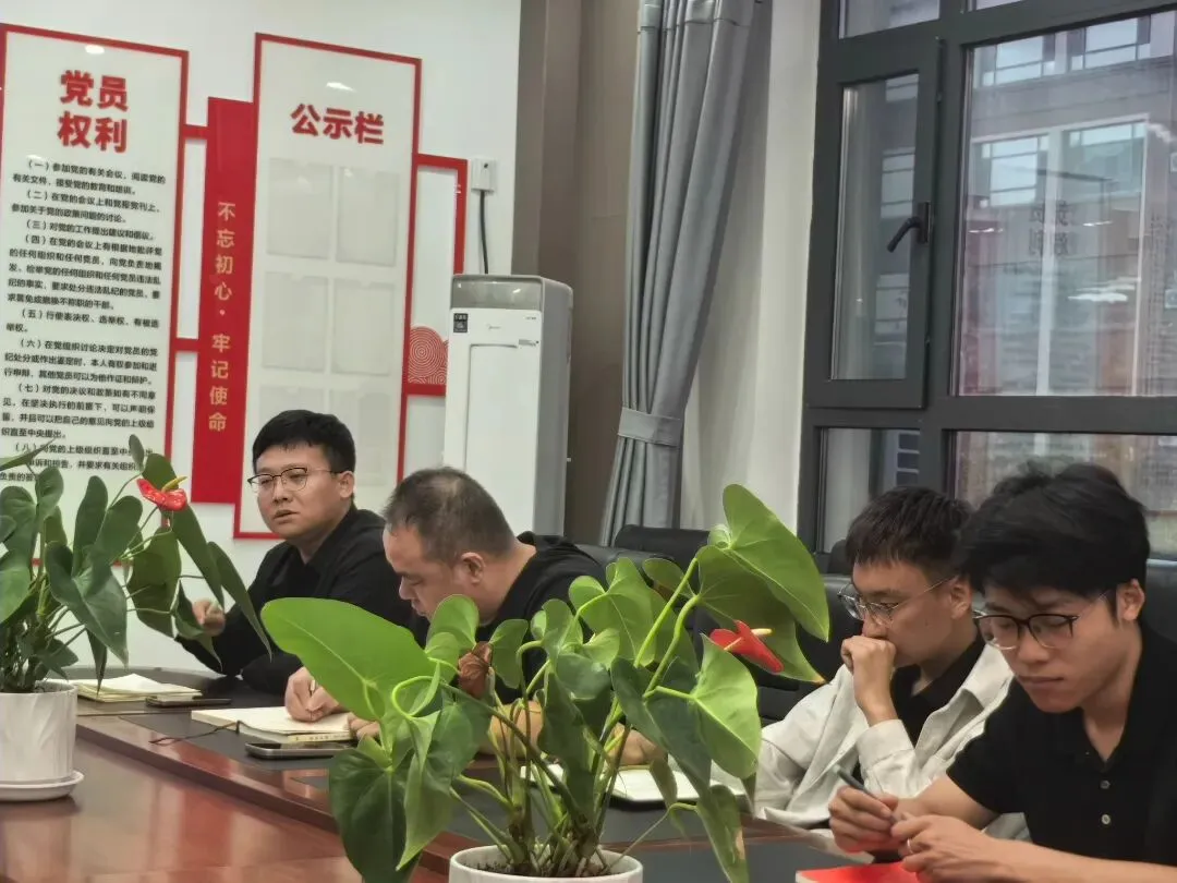 研26高考 克27高考|辽源市鸿臻高级中学高三年级一轮策略研讨会圆满举行-第16张图片-四季读书网 研26高考 克27高考|辽源市鸿臻高级中学高三年级一轮策略研讨会圆满举行-第16张图片-四季读书网