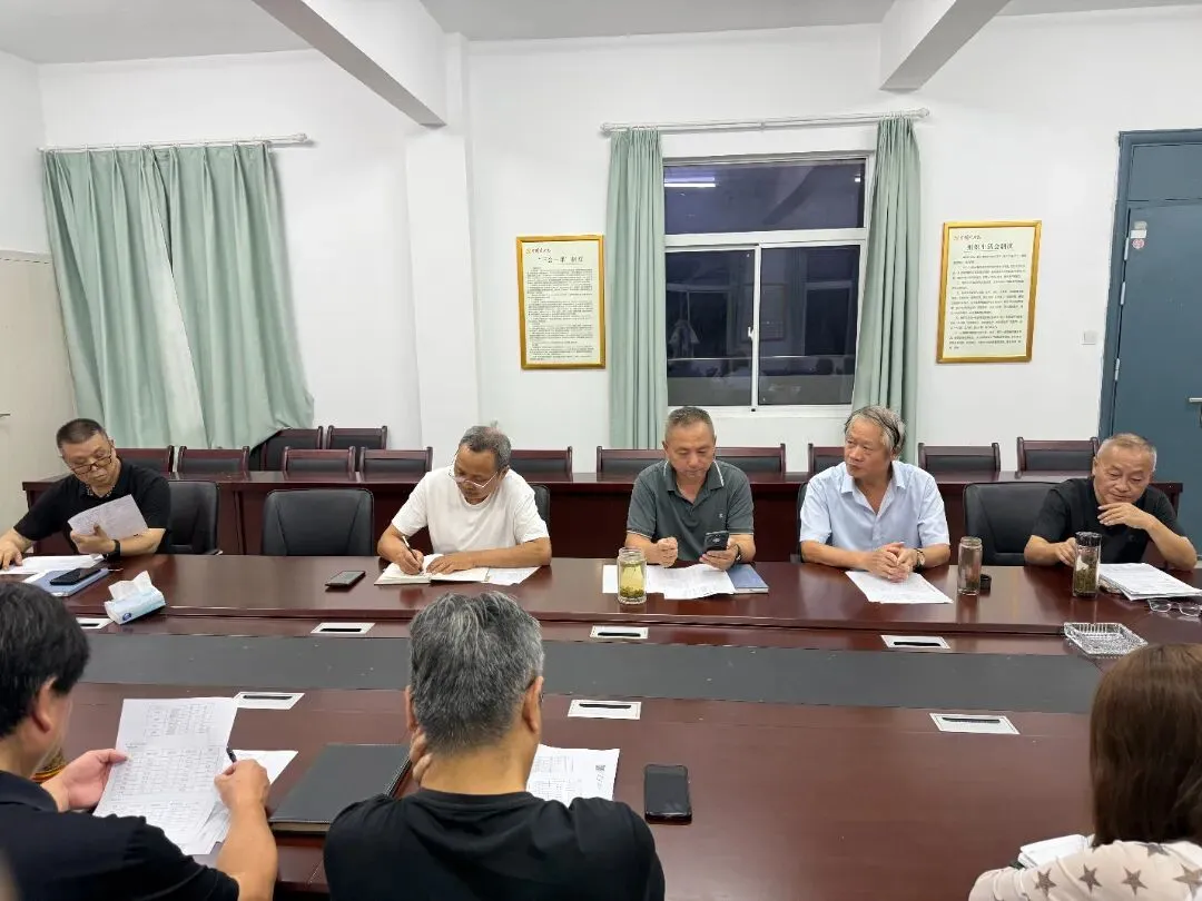 复盘联考找短板,精准施策促提升|普济圩高考复读班召开九月天一大联考学情分析暨优秀学生表彰仪式-第1张图片-四季读书网