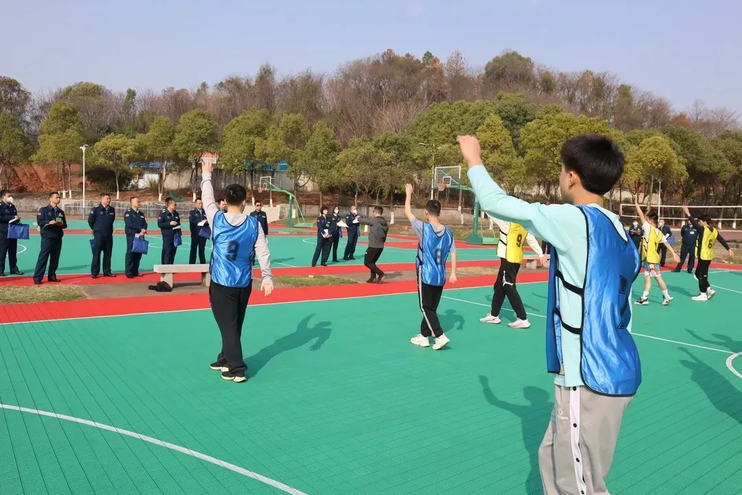 高考丨2027年度中南五省(区)空军招收飞行学员报名须知-第7张图片-四季读书网