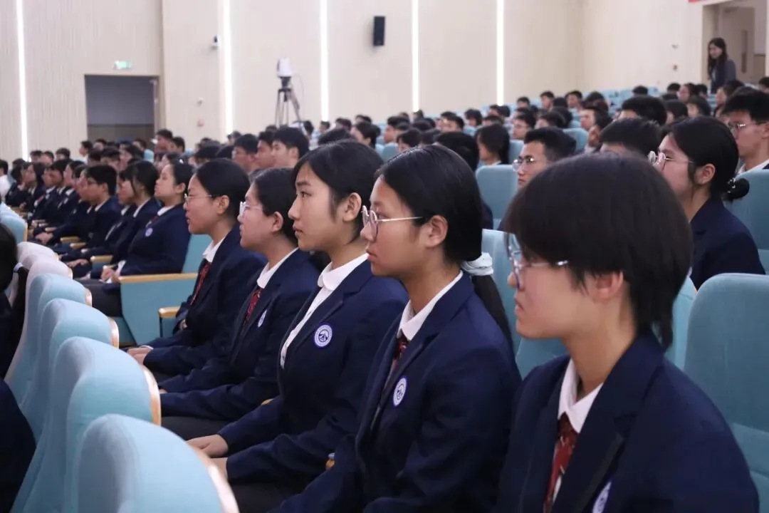 赓续百卅风华 笃行决胜中考丨西安交大附中空港实验学校初2027届初三启动仪式圆满举行-第13张图片-四季读书网