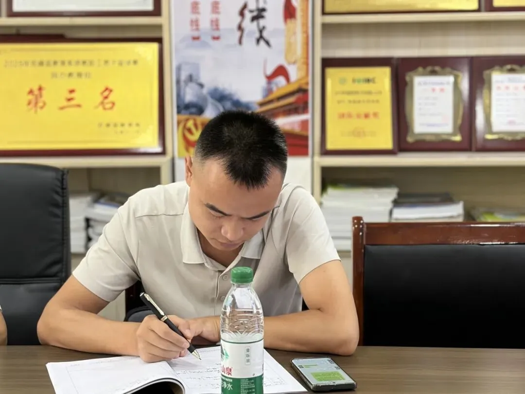 校际交流促成长 互学互鉴备中考 —— 甘棠镇小富中学・双峰县艺芳学校校际教研交流活动-第5张图片-四季读书网 校际交流促成长 互学互鉴备中考 —— 甘棠镇小富中学・双峰县艺芳学校校际教研交流活动-第5张图片-四季读书网