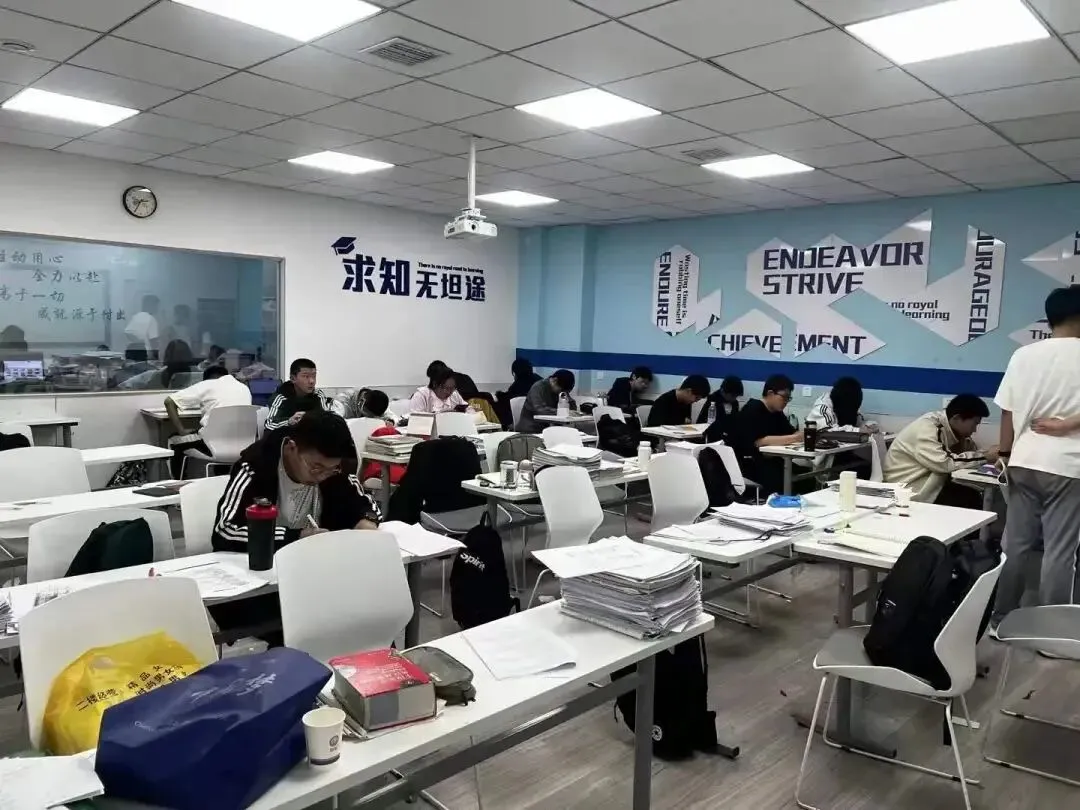 2027天津红桥区初三课后辅导哪家好?天津之眼/洪湖里/本溪路/西沽公园/勤俭道附近适配在校生/回津中考考生全托班推荐-第2张图片-四季读书网