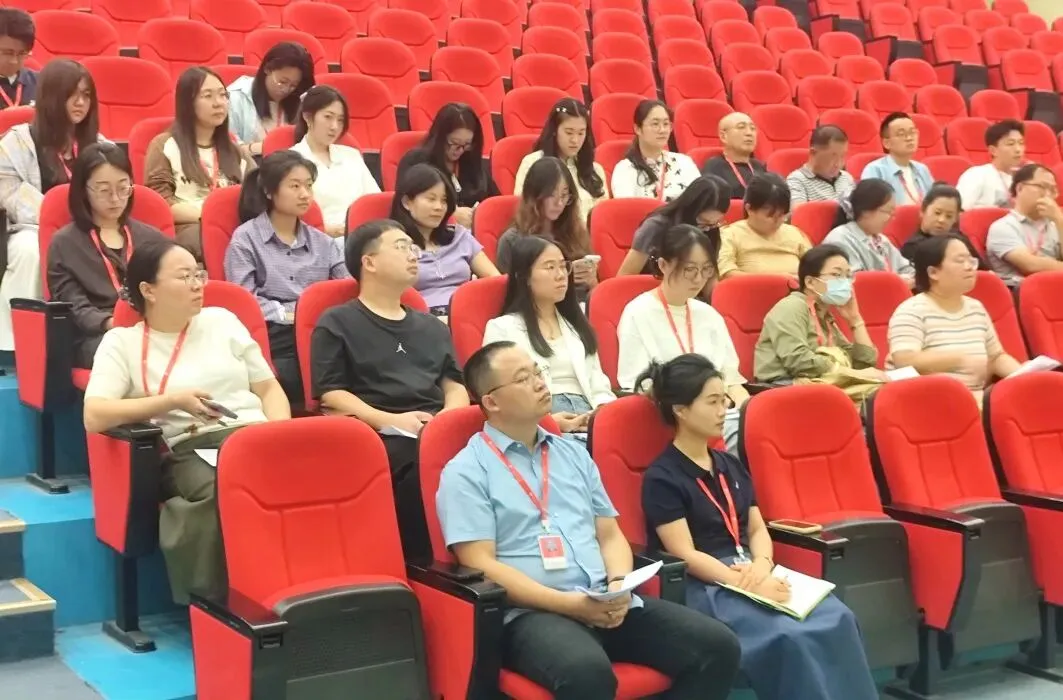 研析中考明方向,深耕课堂促提质|我校开展教师论坛:中考数学经验交流-第20张图片-四季读书网 研析中考明方向,深耕课堂促提质|我校开展教师论坛:中考数学经验交流-第20张图片-四季读书网