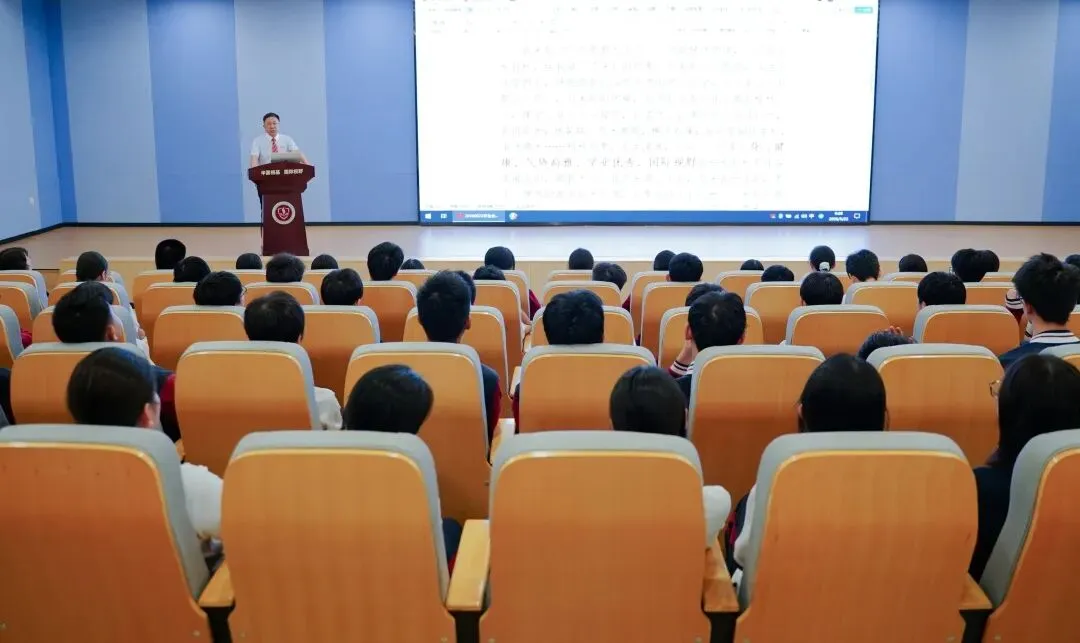 中考在即 校长对江外学子的心里话-第4张图片-四季读书网 中考在即 校长对江外学子的心里话-第4张图片-四季读书网