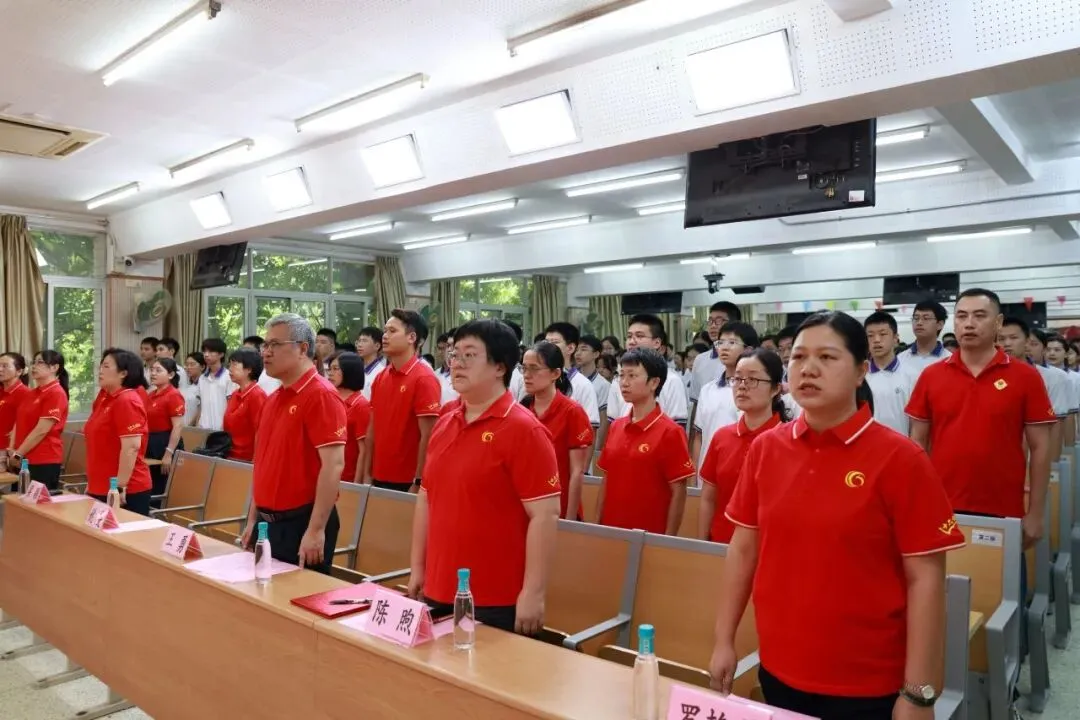初三,启航!丨弘扬长征精神、淬炼少年担当-第4张图片-四季读书网
