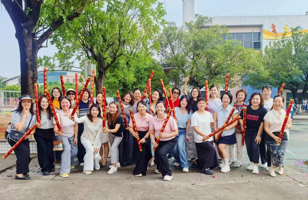 黑马踏新程,步步皆生光——2027届初三出征仪式暨新跑道启用典礼-第40张图片-四季读书网