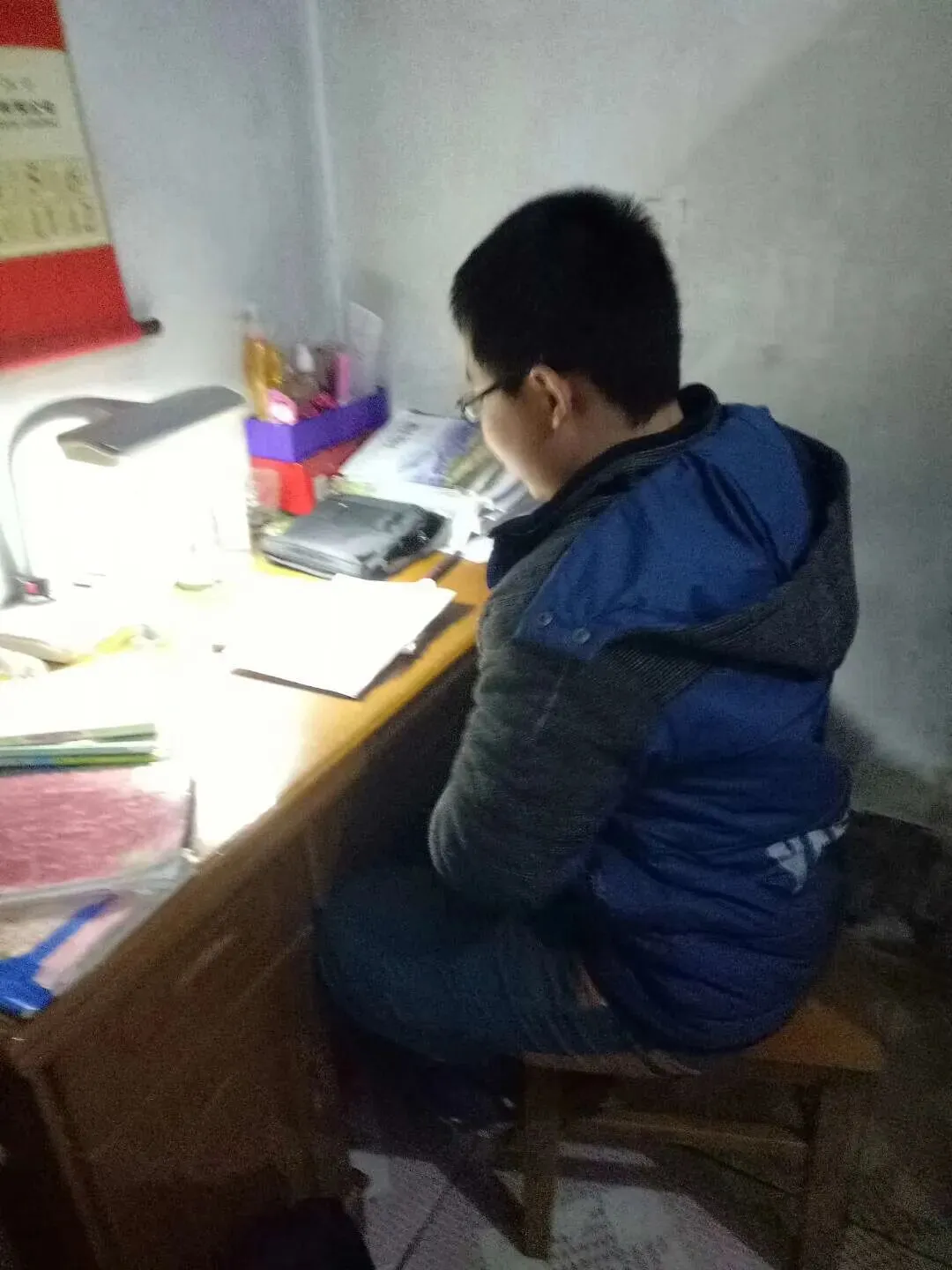 儿子中考高考接连受挫,我终于学会了:放过孩子,也放过自己-第1张图片-四季读书网