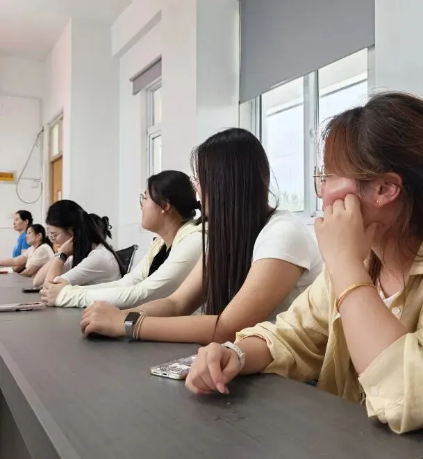 凝心聚力备中考 砥砺前行正当时—邳州市铁富中心中学召开初三全体教师会议-第10张图片-四季读书网 凝心聚力备中考 砥砺前行正当时—邳州市铁富中心中学召开初三全体教师会议-第10张图片-四季读书网