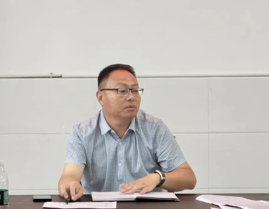 凝心聚力备中考 砥砺前行正当时—邳州市铁富中心中学召开初三全体教师会议-第25张图片-四季读书网 凝心聚力备中考 砥砺前行正当时—邳州市铁富中心中学召开初三全体教师会议-第25张图片-四季读书网