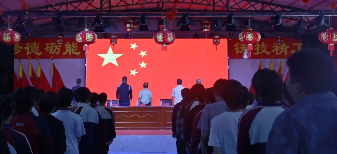 以笔为剑,以梦为马——我校高三年级高考(单招)动员誓师大会圆满举行-第2张图片-四季读书网