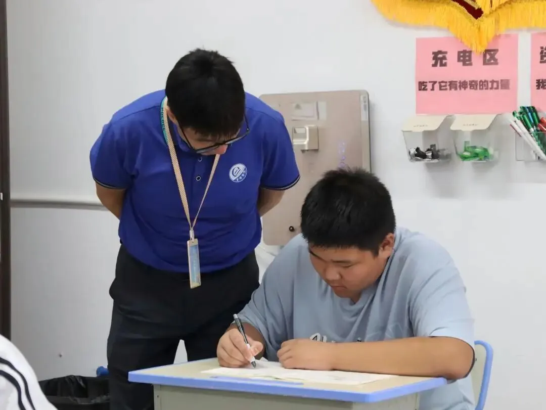 以考促学,笃行致远——我校中考部圆满完成第一次月考工作-第10张图片-四季读书网 以考促学,笃行致远——我校中考部圆满完成第一次月考工作-第10张图片-四季读书网