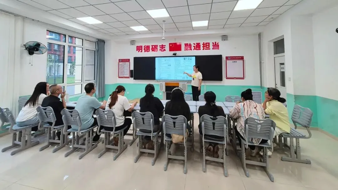 研真题明方向 优教法提质效 ——忻州市外国语学校初中部学科大教研为课堂教学精准导航-第33张图片-四季读书网 研真题明方向 优教法提质效 ——忻州市外国语学校初中部学科大教研为课堂教学精准导航-第33张图片-四季读书网
