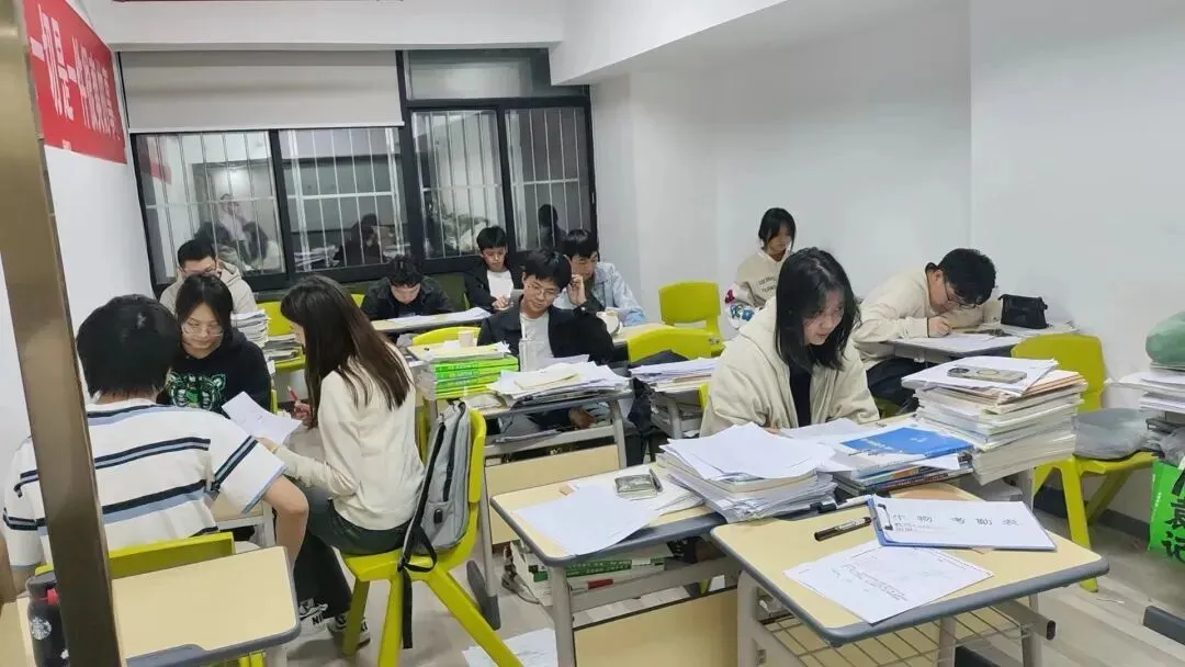 初三家长必存!2027贵阳中考关键时间节点汇总:会考12月、体考4月、志愿7月-第29张图片-四季读书网 初三家长必存!2027贵阳中考关键时间节点汇总:会考12月、体考4月、志愿7月-第29张图片-四季读书网