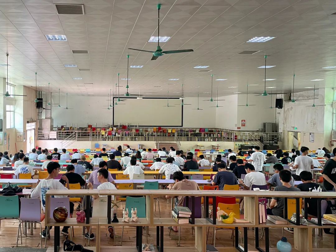广东交通职业技术学院2026年春季高考录取分数、招生计划、校园介绍!-第43张图片-四季读书网 广东交通职业技术学院2026年春季高考录取分数、招生计划、校园介绍!-第43张图片-四季读书网
