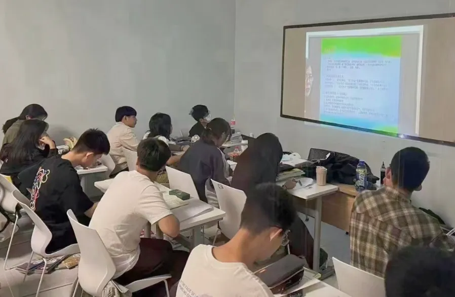 2026年上海嘉定区高三高考冲刺班|二模考试|艺考文化课,一对一/小班课/全日制,上海冲刺辅导机构推荐-第6张图片-四季读书网