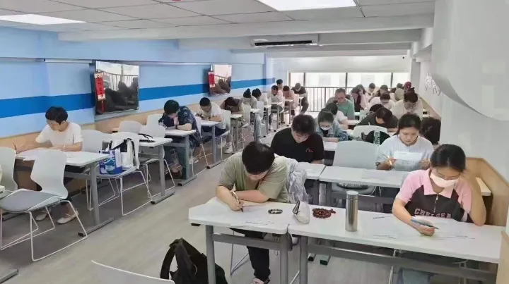 2026年上海嘉定区高三高考冲刺班|二模考试|艺考文化课,一对一/小班课/全日制,上海冲刺辅导机构推荐-第7张图片-四季读书网