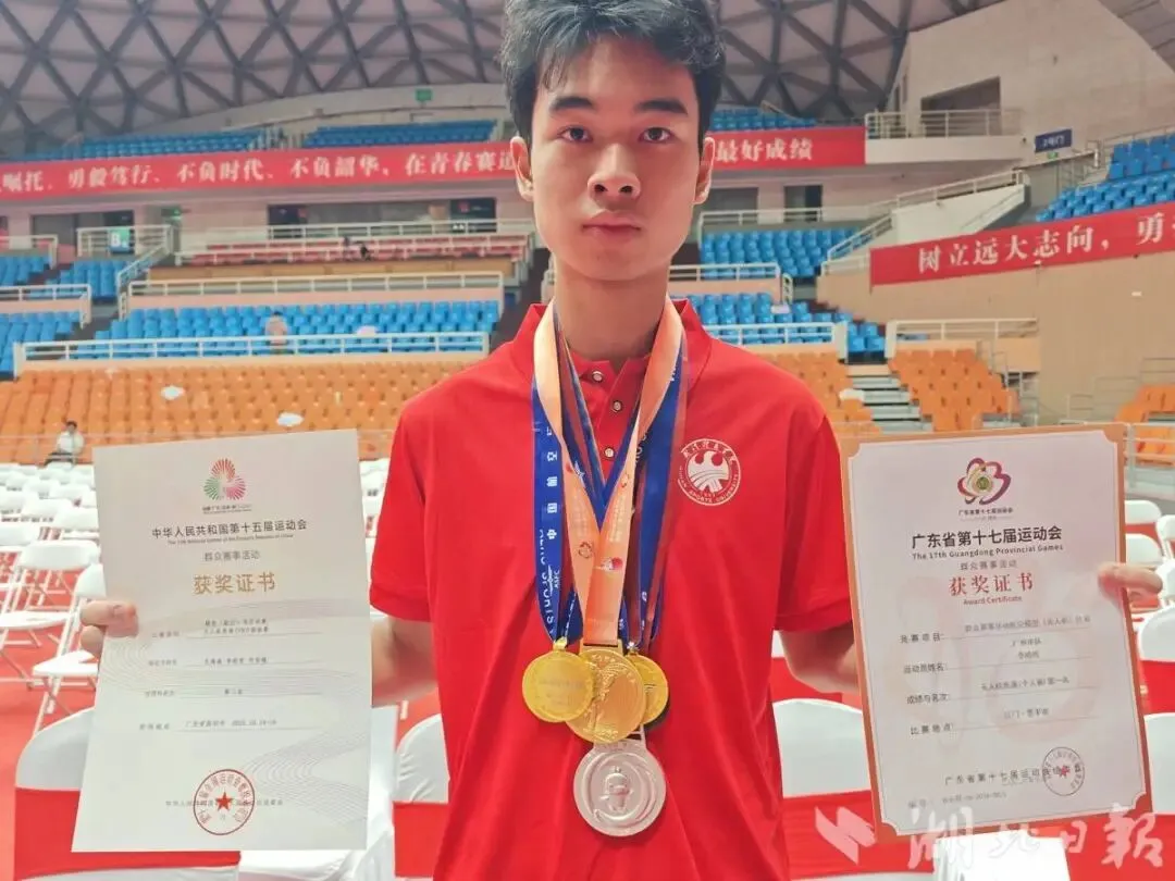 一条从“玩无人机”到“中考特长生”再到“高考保送”的升学通道,已经正式打通了-第4张图片-四季读书网 一条从“玩无人机”到“中考特长生”再到“高考保送”的升学通道,已经正式打通了-第4张图片-四季读书网
