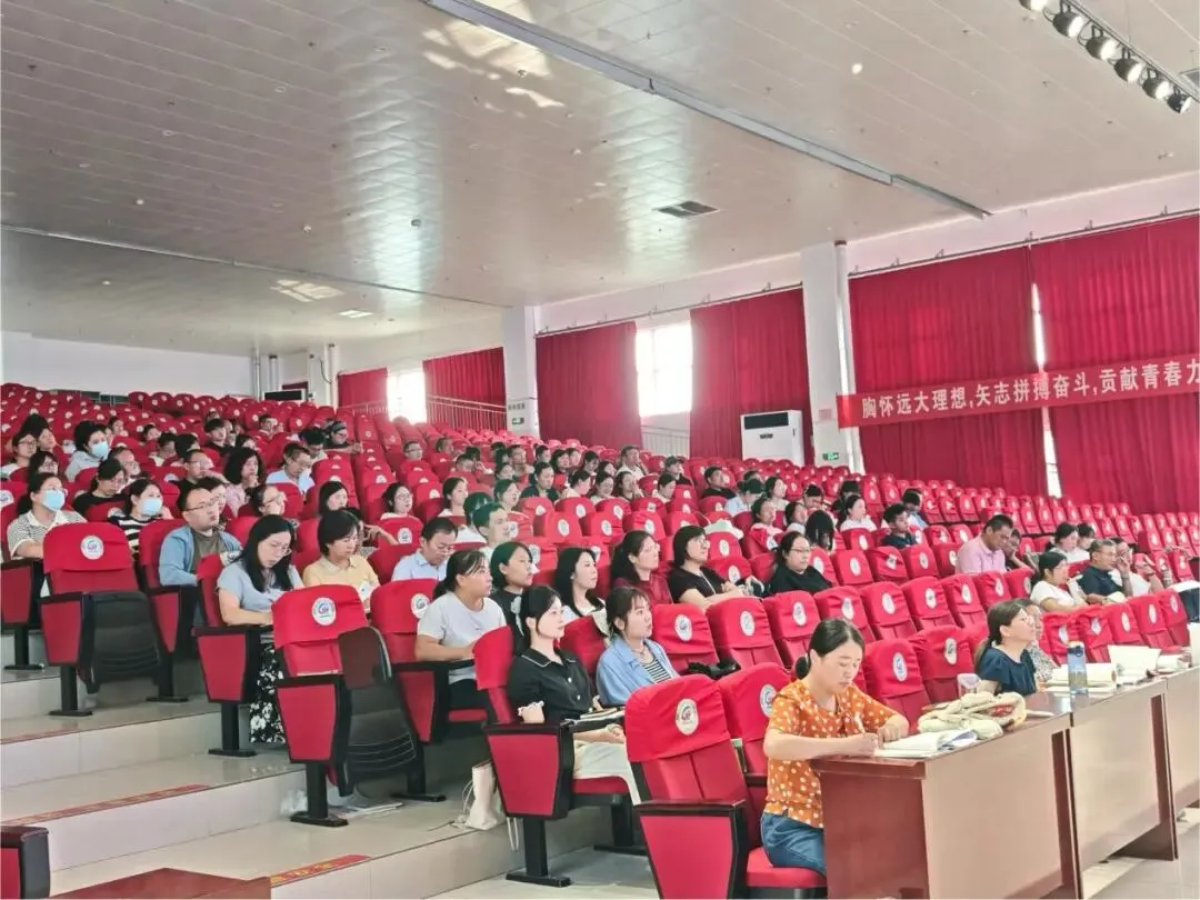 把脉中考析学情 深耕课堂促落实——初中数学2026年中考全省统一命题解读暨毕业班教学备考培训会-第6张图片-四季读书网
