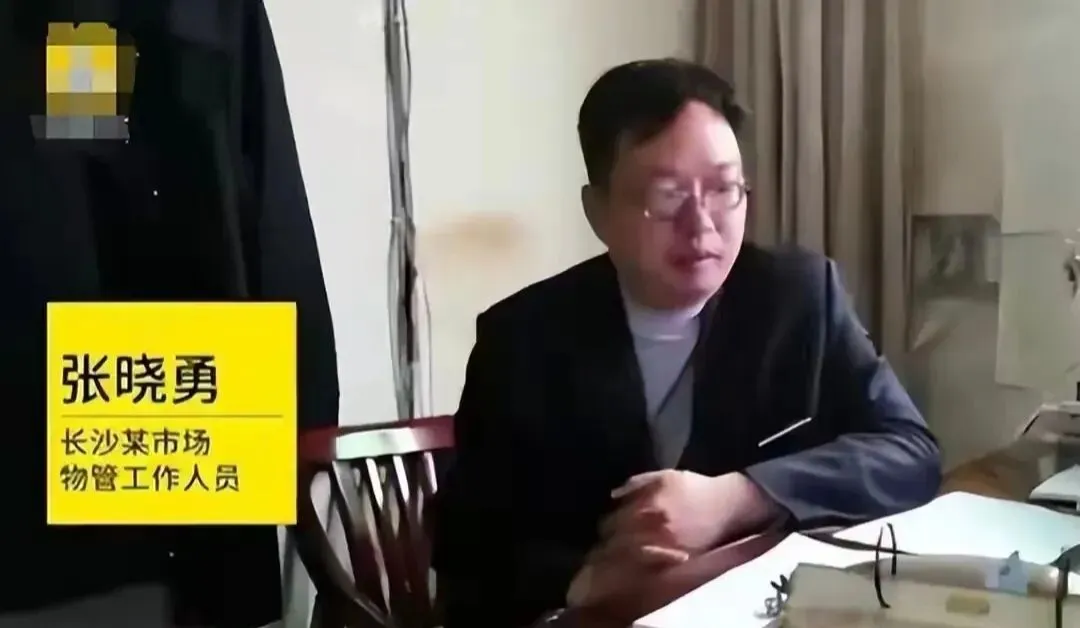 清华高考状元,2000月薪回乡当保安:他的人生到底发生了什么?-第1张图片-四季读书网