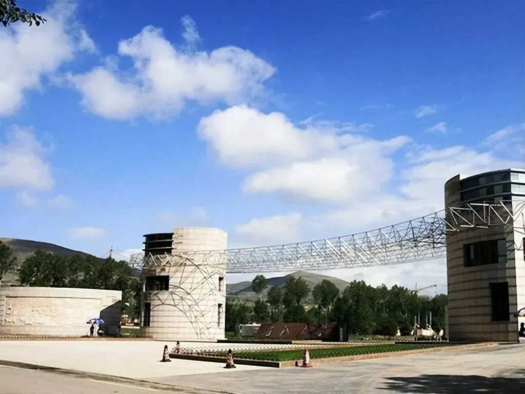 青海大学|广东高考每日一校|物理540-583分·历史549分|生态学双一流-第1张图片-四季读书网