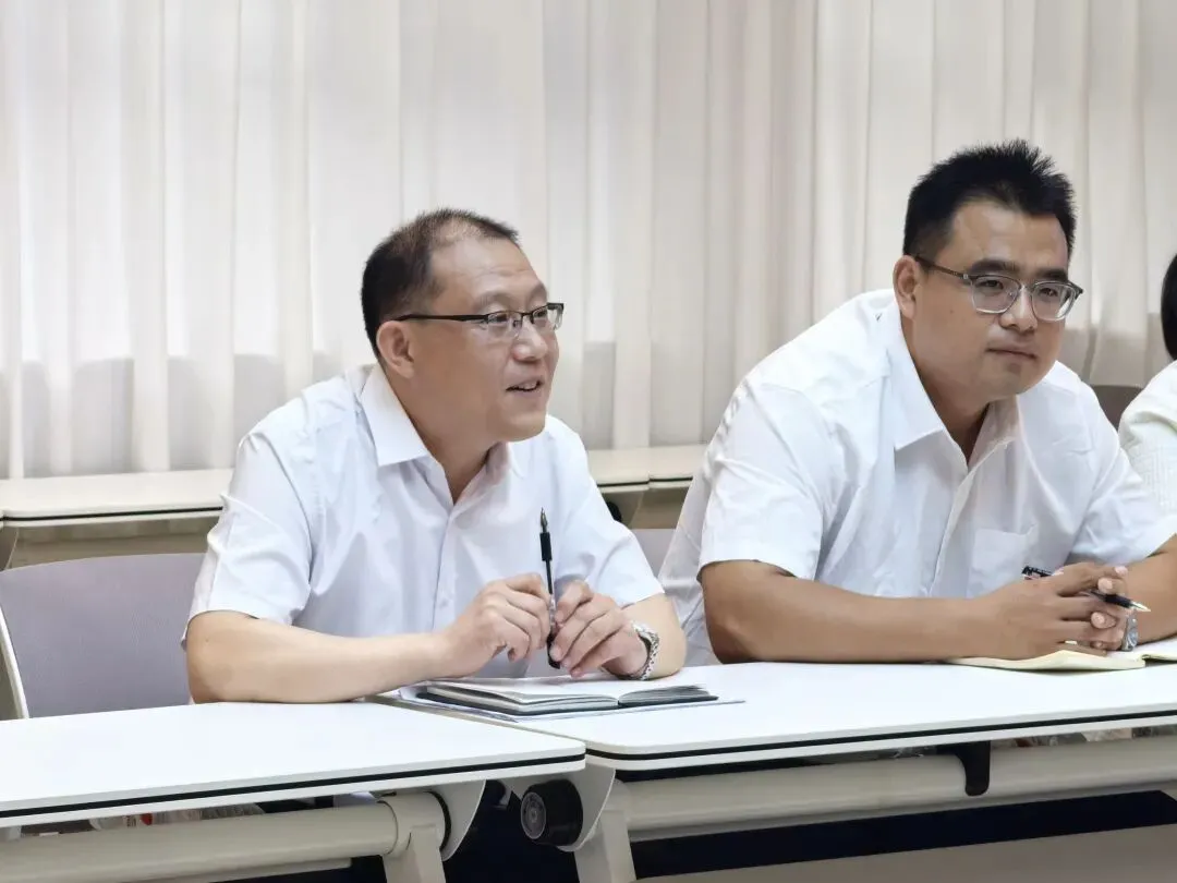 谋定规划明方向  研讨真题促备考-第3张图片-四季读书网