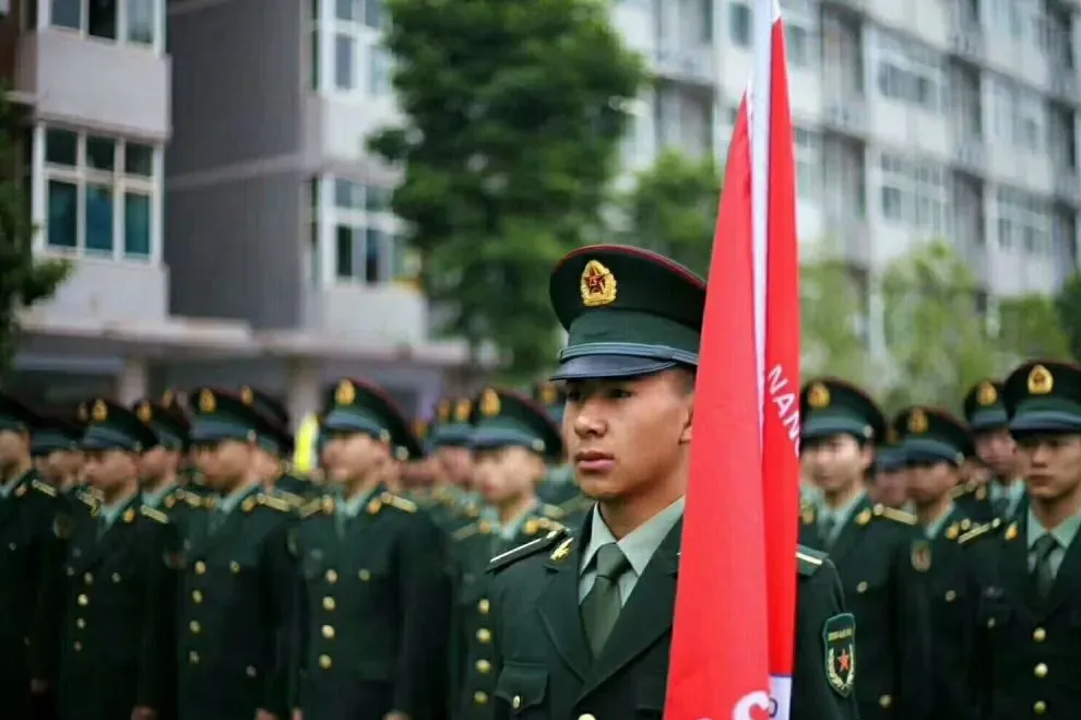 初三当兵?到底应该如何选择学校和规划!-第11张图片-四季读书网