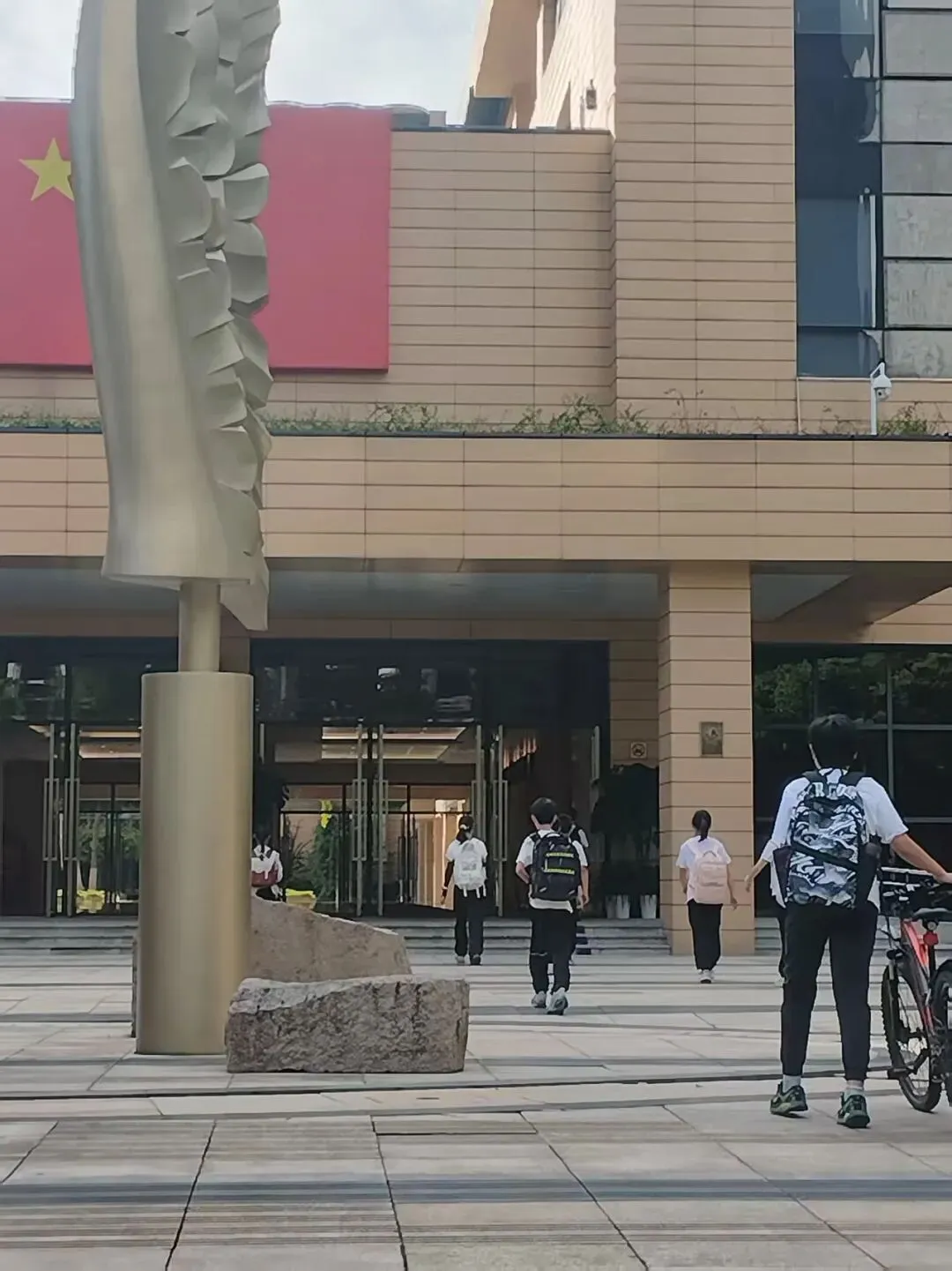 初一第一次月考复盘后 | 我终于放下了报补习班的焦虑-第3张图片-四季读书网