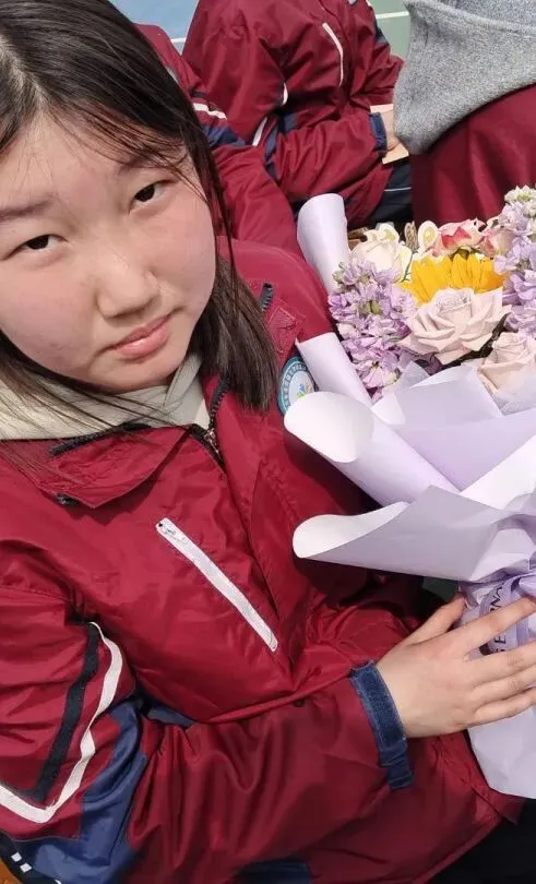 春启新程,中考冲刺!我校百日誓师圆满举行-第128张图片-四季读书网 春启新程,中考冲刺!我校百日誓师圆满举行-第128张图片-四季读书网