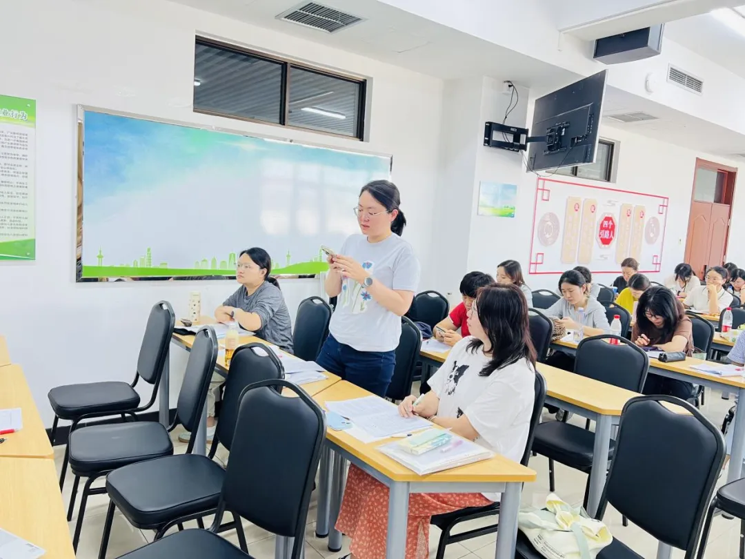 研修课程丨深耕基础复习 聚力高考突破——顺义区研修中心开展高三英语复习专题教研活动-第22张图片-四季读书网