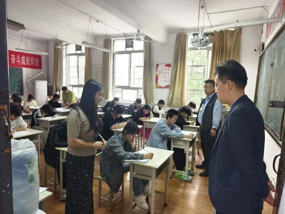 摸底知短板,蓄力备高考|高三第一次质量检测圆满落幕-第2张图片-四季读书网