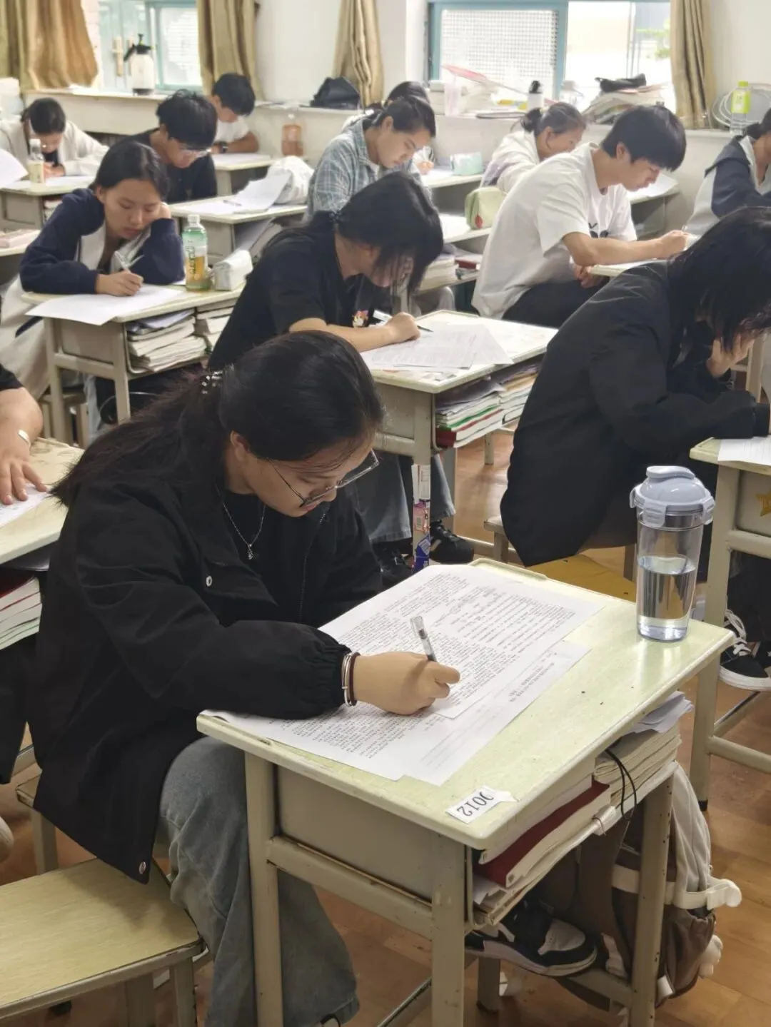摸底知短板,蓄力备高考|高三第一次质量检测圆满落幕-第8张图片-四季读书网