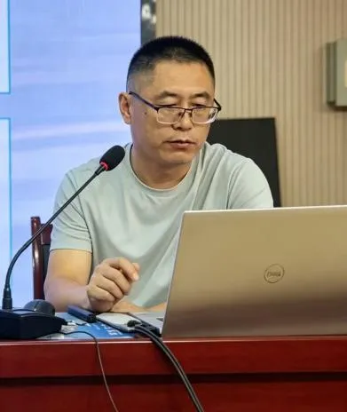 深耕真题研课标 以研促教明方向 | 东阿县高中数学学科2026年高考研究暨课标共读活动顺利开展-第4张图片-四季读书网